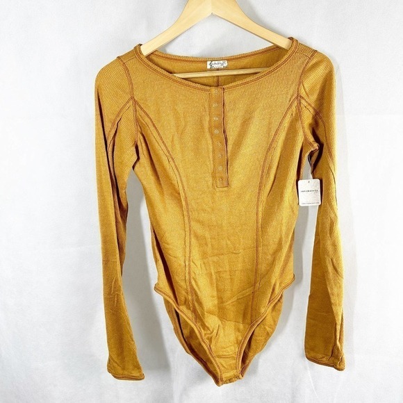 Free People Sloane Bodysuit Long Sleeve Snap V Neck Ribbed Amber Size Small - Picture 5 of 10